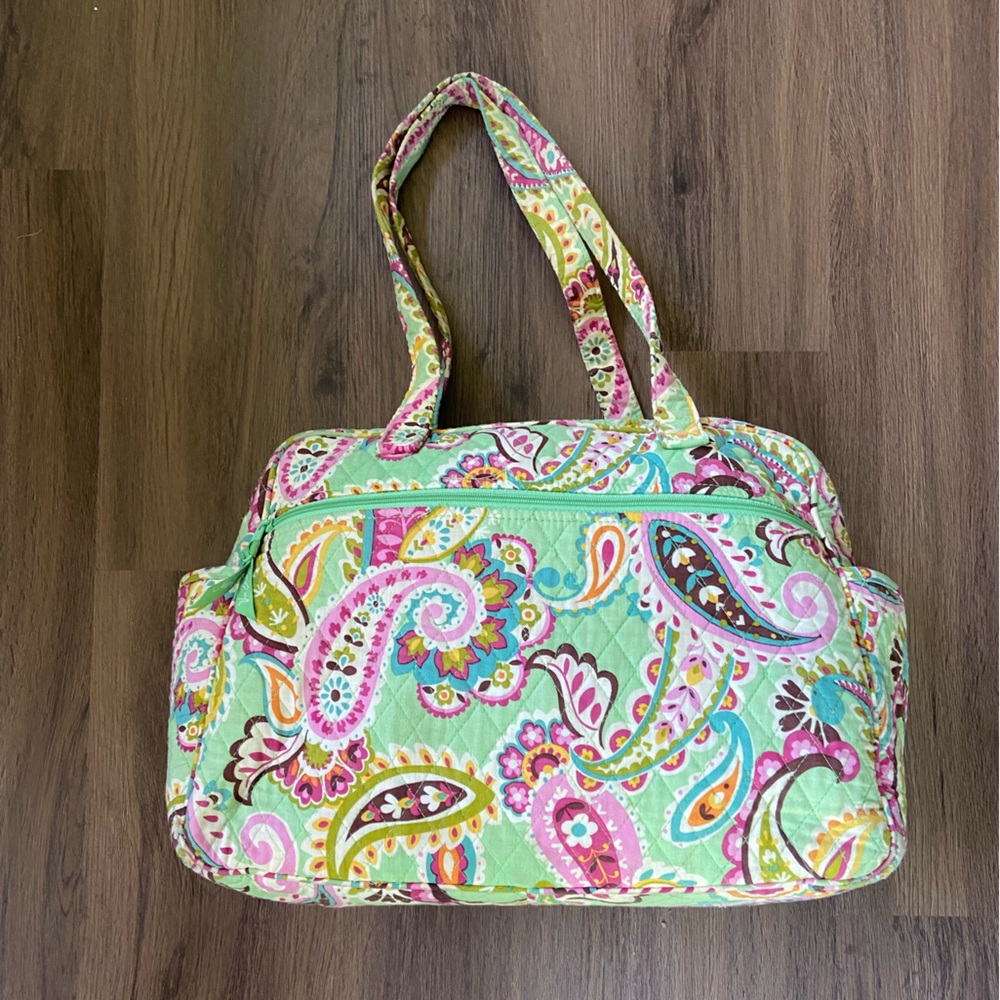 Vera Bradley tote pink sateen liner, drink holders, lined outside zipper pocket